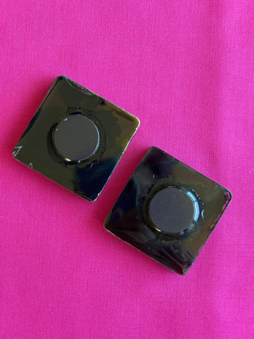 Black Swirl Resin Magnet